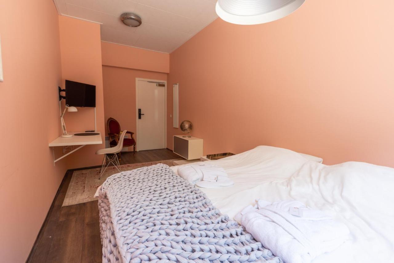 Hotel Leeuwerik Bad Nieuweschans Buitenkant foto