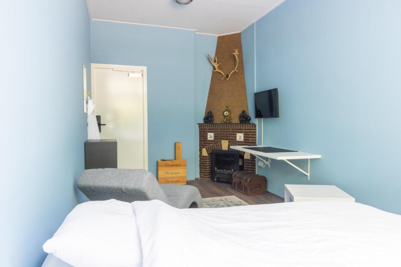 Hotel Leeuwerik Bad Nieuweschans Buitenkant foto